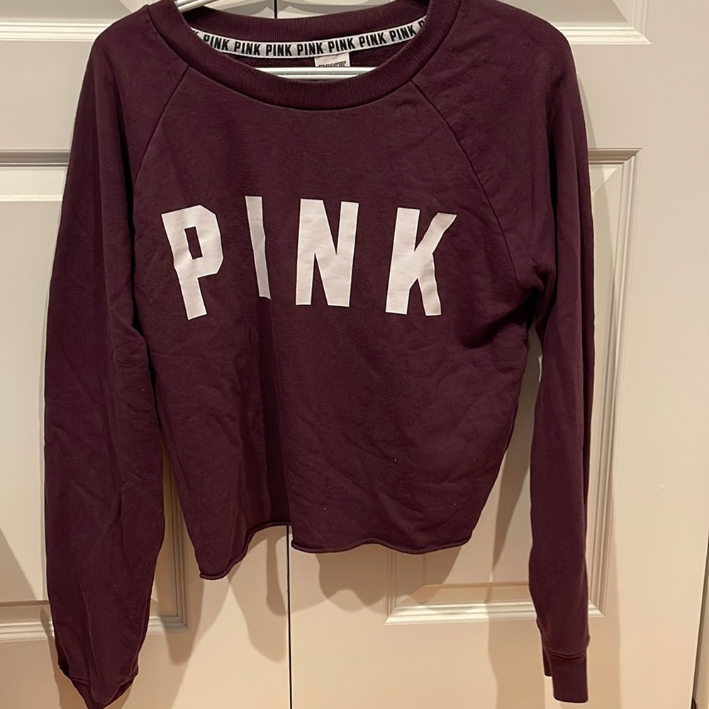 pink cropped thin sweatshirt